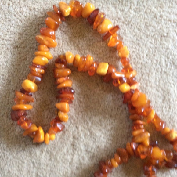 Baltic Amber necklace. Asymmetrical nuggets - Picture 5 of 5